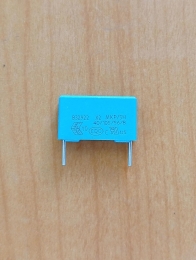 CAP  0.10mkF  305V (104) (MKP-X2)  (B32922C3104M000)