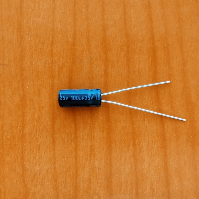100mkF 25v 105C Jamicon TK (05x11)