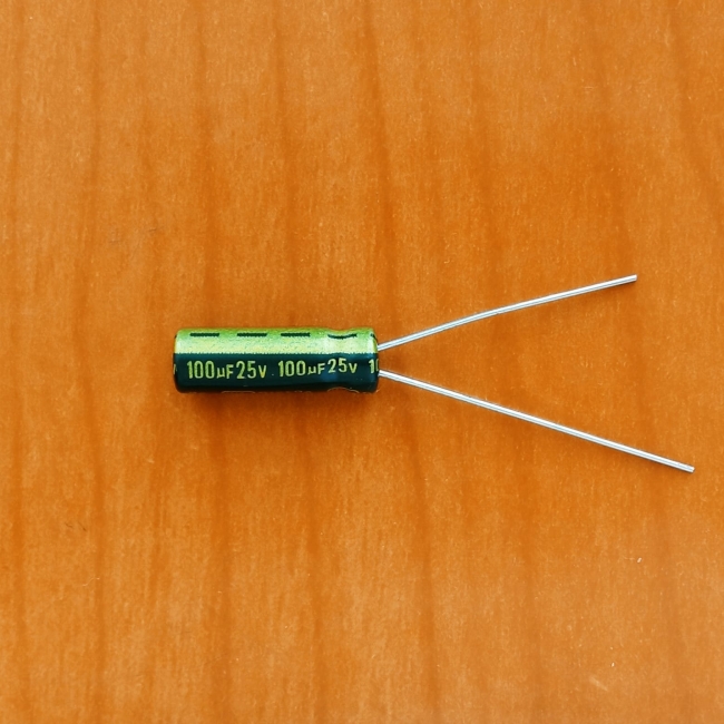 100mkF 25v 105C Jamicon WL (компьютерный)