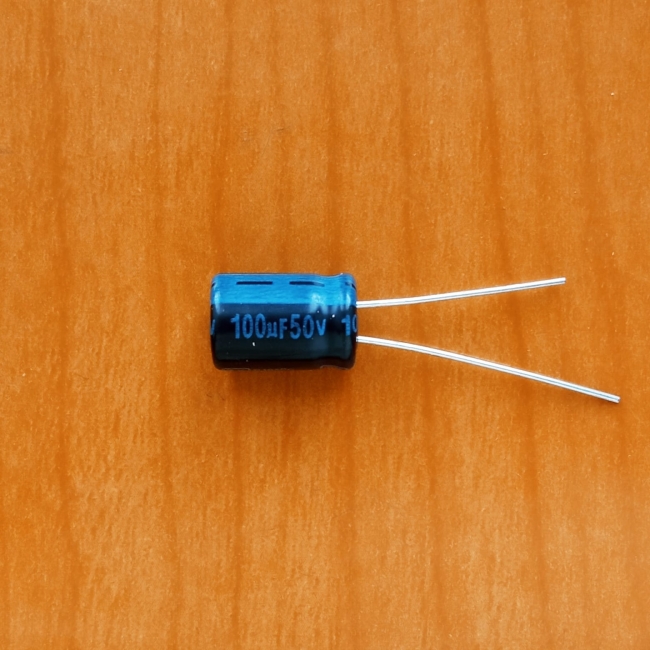 100mkF 50v 105C Jamicon TK