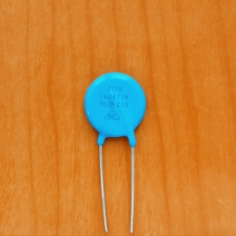Варистор 14K471 (14D471K)