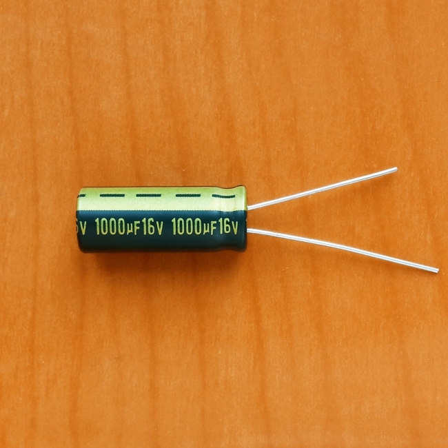 1000mkF 16v 105C Jamicon WL (компьютерный)