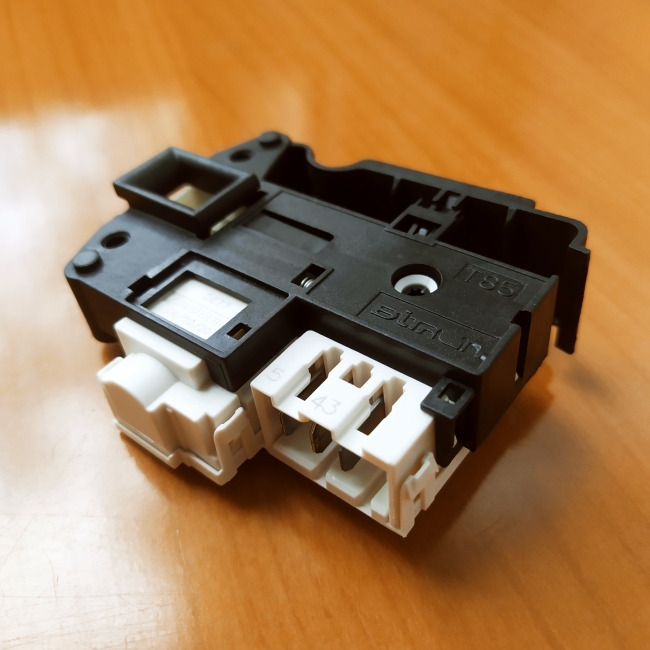 Блокировка люка Ariston, Indesit (628818, 85407600)