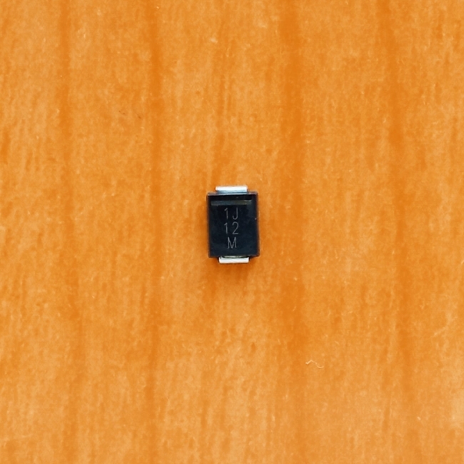 10BQ100 (100V, 1A) (1J) SMD