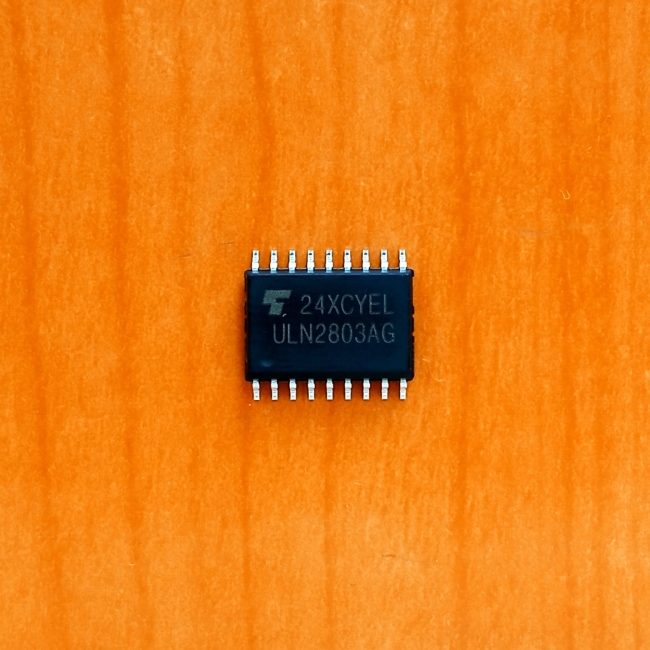 ULN2803AG
