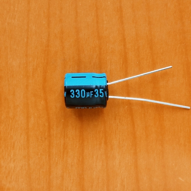 330mkF 35v 105C Jamicon TK