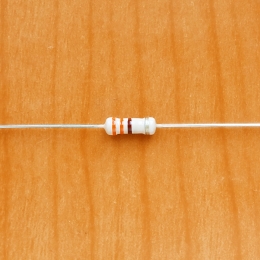 Резистор  0.5w       330om (330R) 5%