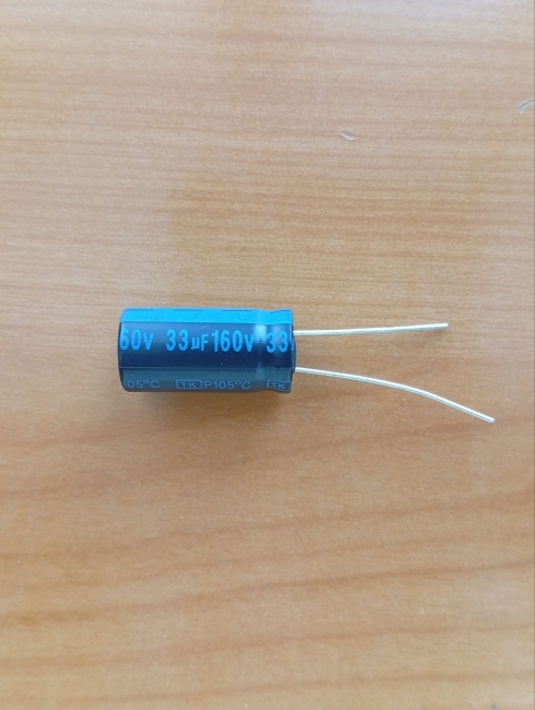 33mkF 160v 105C Jamicon TK