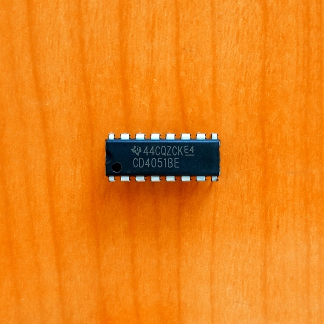 CD4051BE