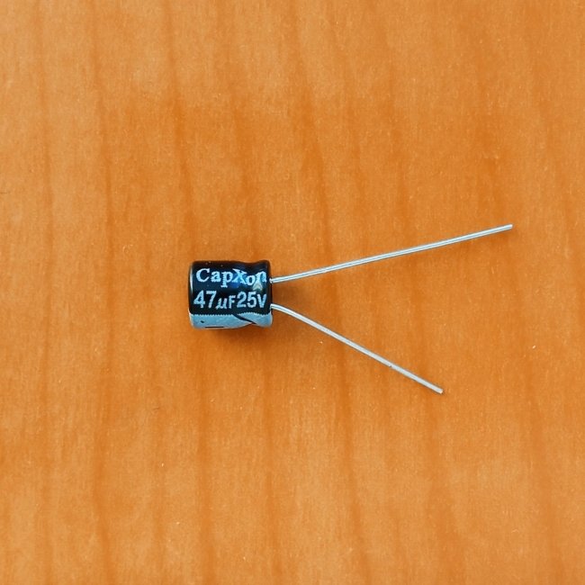 47mkF 25v 105C CapXon SK mini