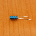 4.7mkF  50v 105C Jamicon TK