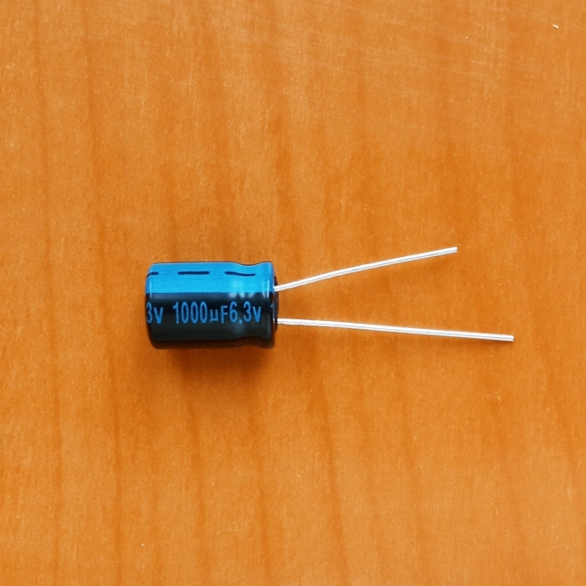 1000mkF 6.3v 105C Jamicon TK