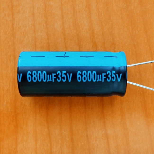 6800mkF 35v 105C Jamicon TK
