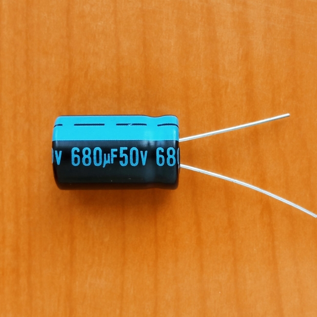 680mkF 50v 105C Jamicon TK