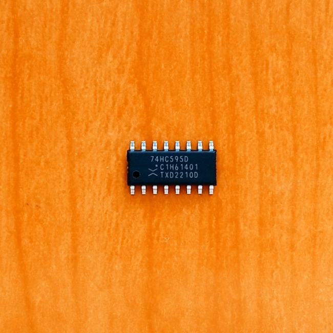 74HC595D
