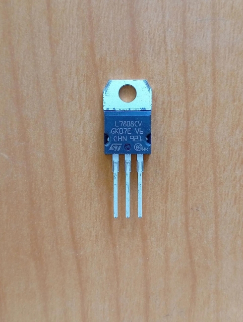 L7808CV