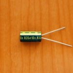 820mkF  10v 105C Jamicon WL (компьютерный)