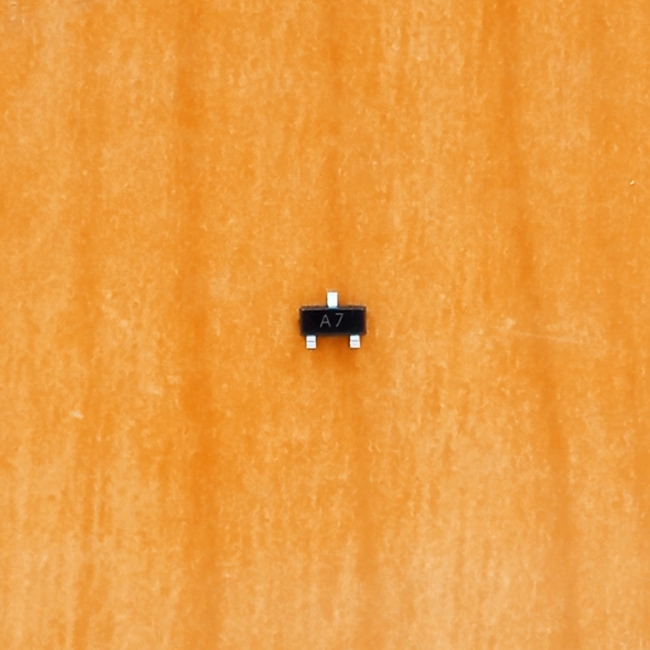 BAV99 (75V, 215mA, 4ns) (A7) SMD