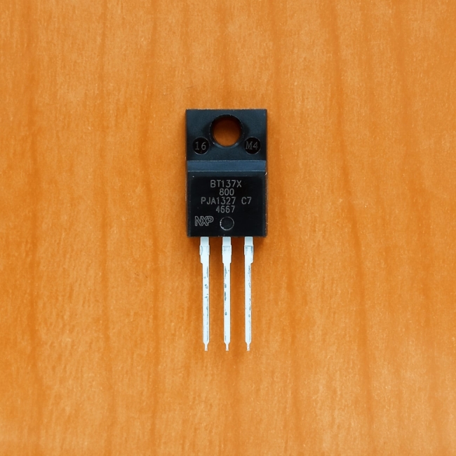 BT137X-800