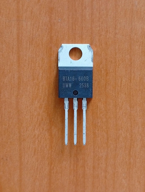 BTA16-600B