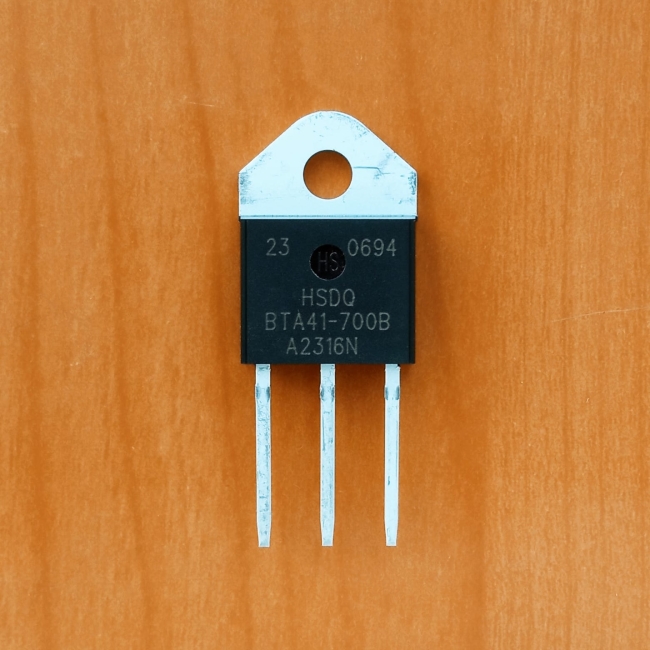 BTA41-700B