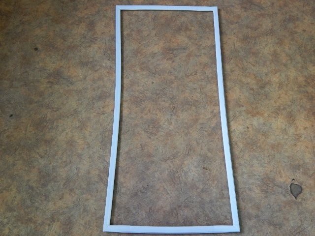 Уплотнитель двери холодильника Атлант 556x1144mm (769748901513)