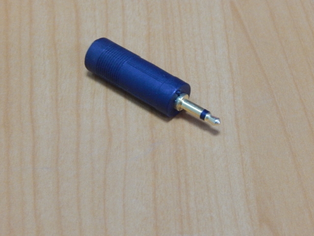 Переходник 3.5mm шт. моно - 6.35mm гн. моно пластик GOLD 2-100G