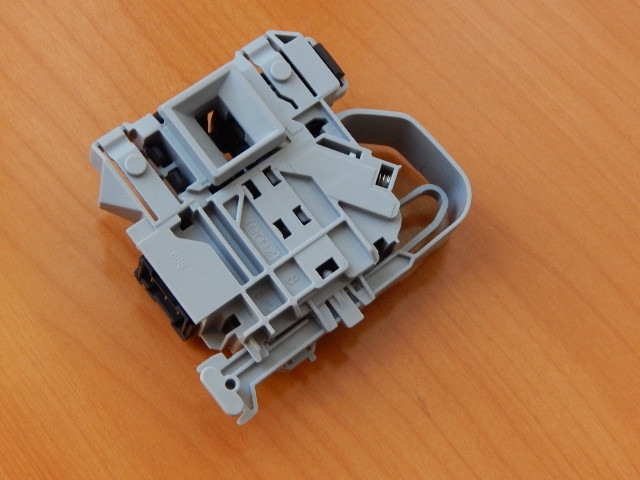 Блокировка люка Haier DM-7 (0024000128E) original