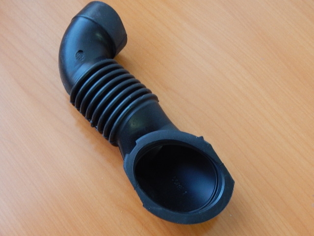 Патрубок заливной (дозатор-БАК) Bosch 5500000169, 300611 (265958, 58BS001)