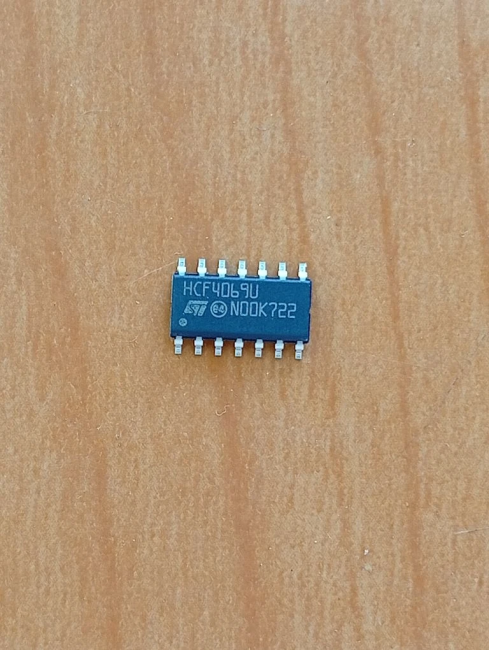 HCF4069UBM