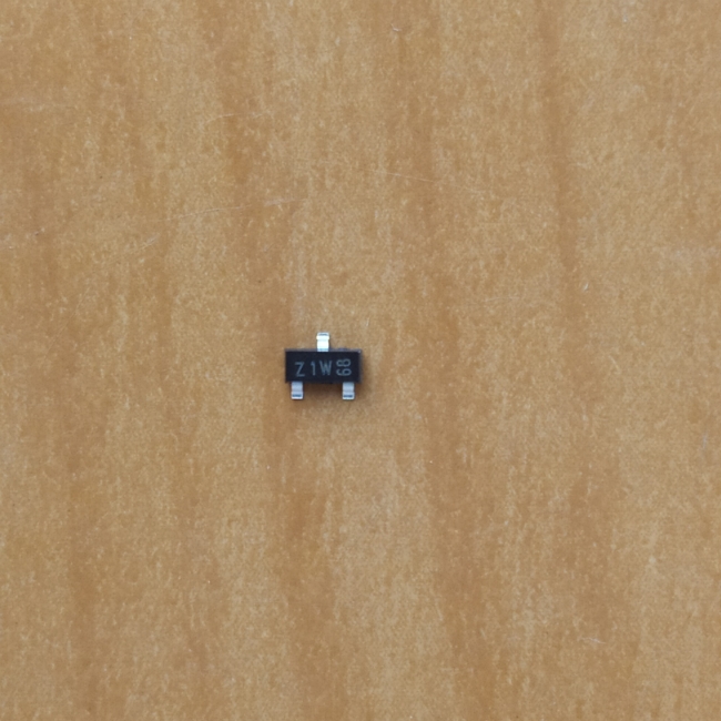 Стабилитрон SMD   4.7v 0.25w (BZX84-C4V7) (Z1W)