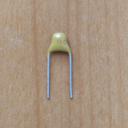 CAP      1pF  50V (1)  (NP0)