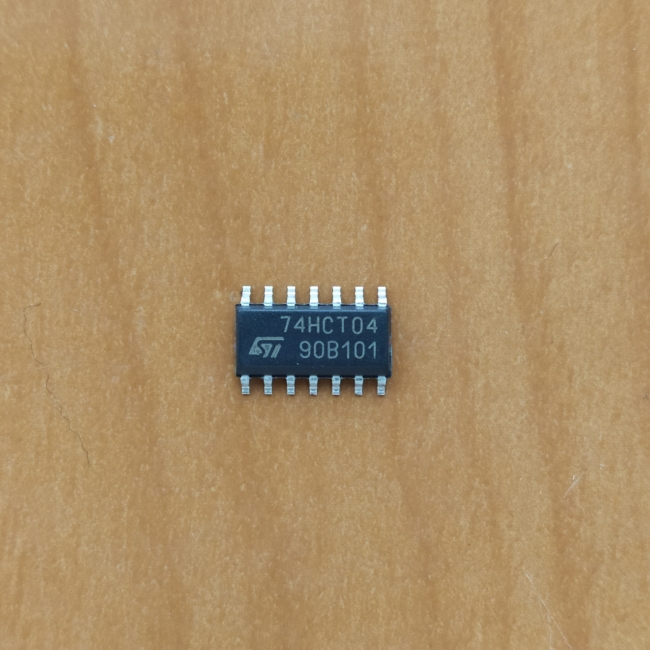 M74HCT04