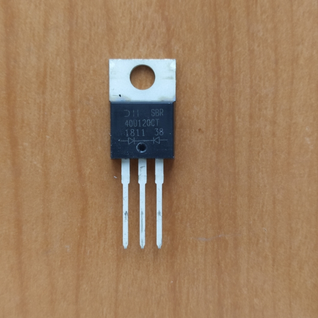 SBR40U120CT (120V, 40A)