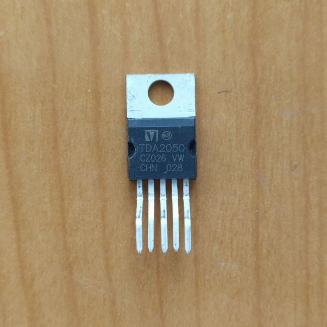 TDA2050