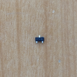 Стабилитрон SMD   2.7v 0.25w (BZX84-C2V7) (WT4)