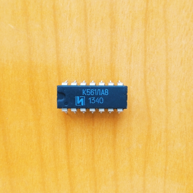 К561ЛА8