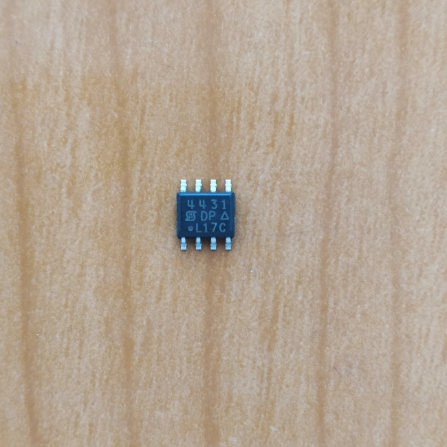 Si4431DY