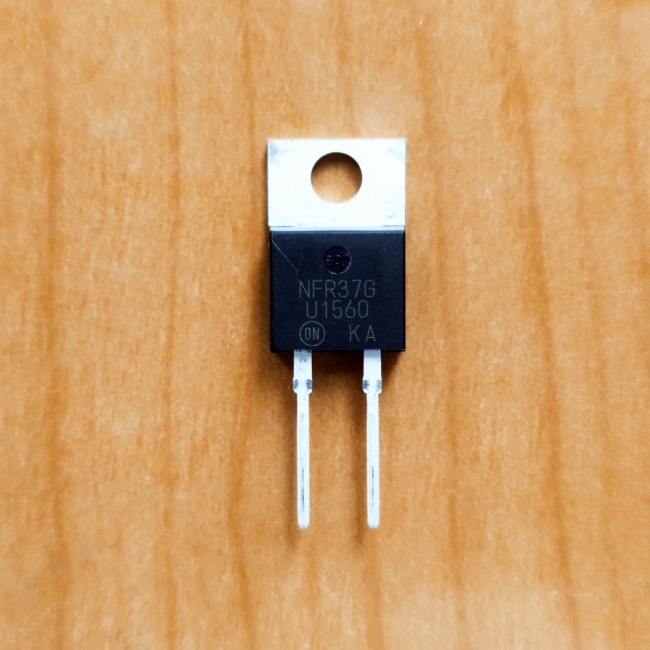 MUR1560 (600V, 15A, 60ns) (U1560)