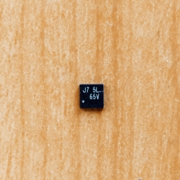 RT8207MZQW (J7)
