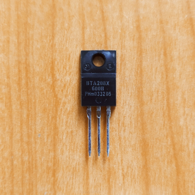 BTA208X-600B