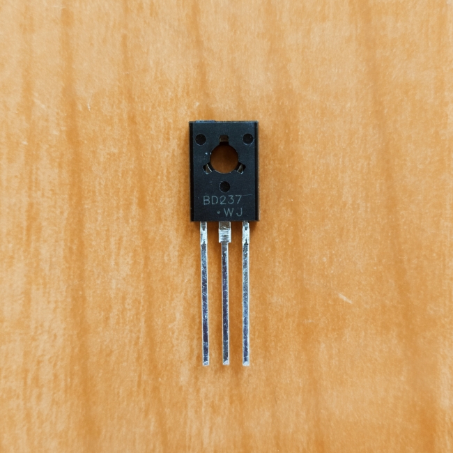BD237