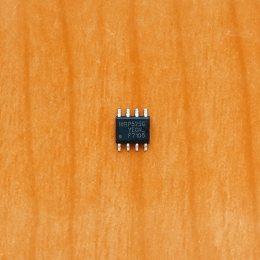 IRF7105
