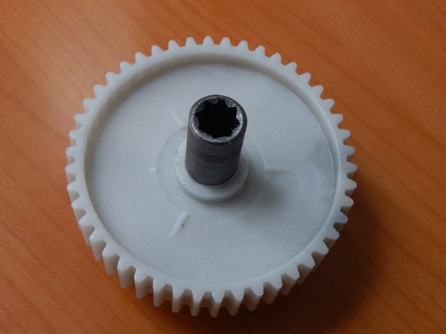 Шестерня мясорубки Чудесница 8 граней D=82mm, H=59/18mm (SCH082)