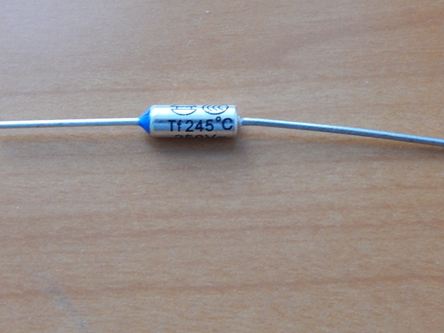 Термопредохранитель RY-01 245C 10A