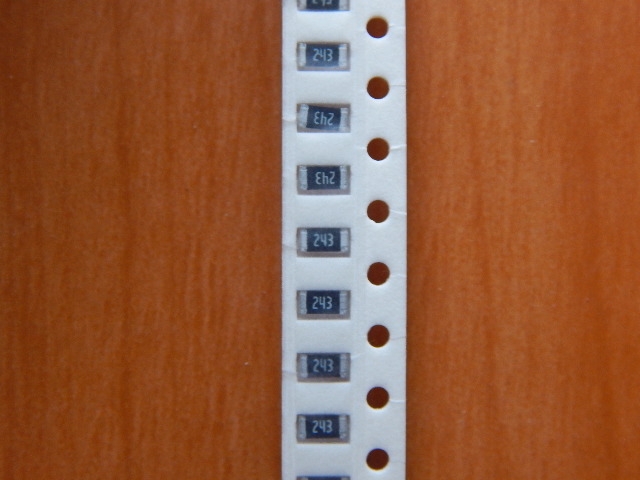 Резистор SMD    24kom  0.25w  1206 (24K) 5%  (243)