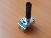 Резистор переменный 6-pin B20K 15x11mm L=20mm стерео лыска  RV112BCF-40-30A-B20K-0C