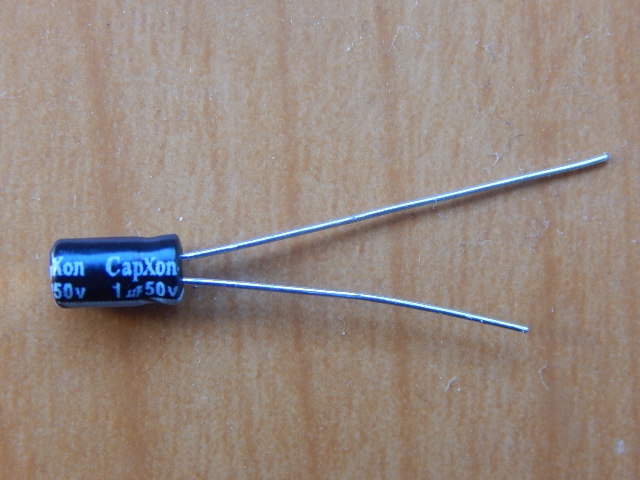 1mkF 50v 105C CapXon SK mini