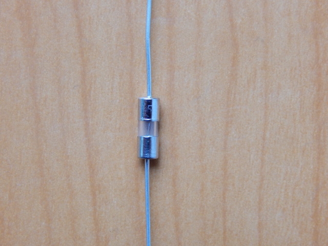 Предохранитель с выводами 1.5A (3x10mm)