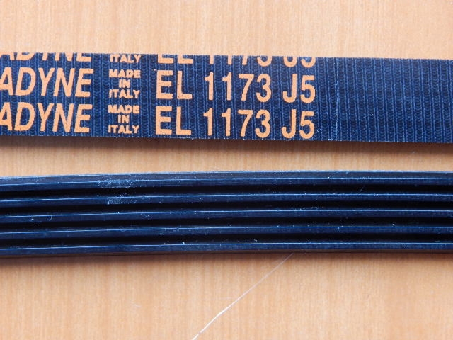Ремень 1173 J5 черный <1113mm> (72117300)